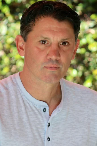 Chân dung Kevin Foster