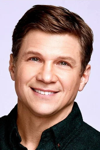 Chân dung Marc Blucas