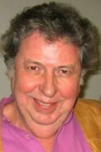 Chân dung Lou Perryman