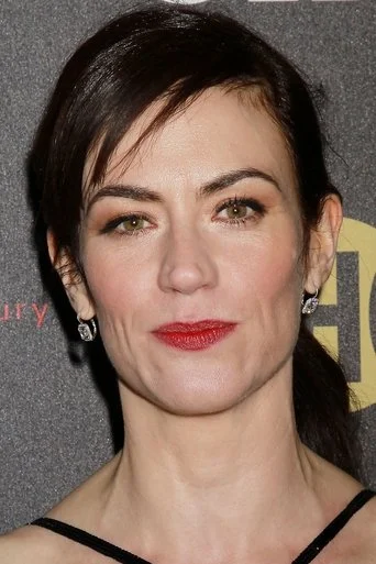 Chân dung Maggie Siff