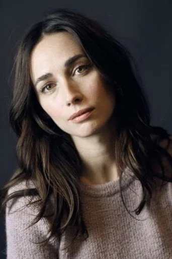 Chân dung Rebecca Dayan