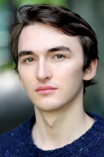 Chân dung Isaac Hempstead-Wright