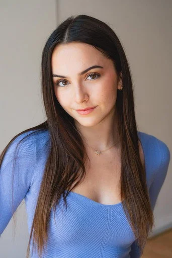 Chân dung Hannah Cheramy