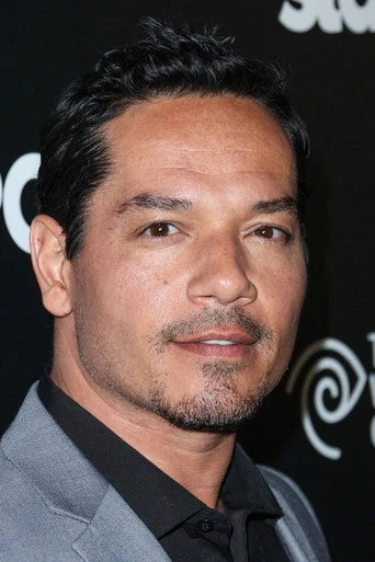 Chân dung Greg Serano