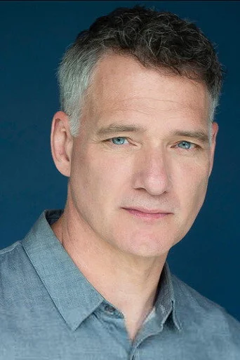 Chân dung Paul Hopkins