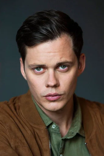 Chân dung Bill Skarsgård