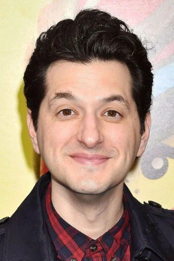 Chân dung Ben Schwartz