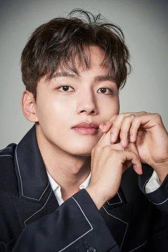 Chân dung Yeo Jin-goo