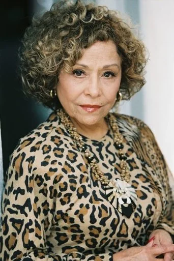 Chân dung Renee Victor