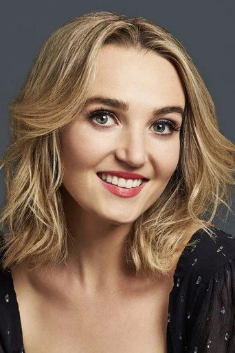 Chân dung Chloe Fineman