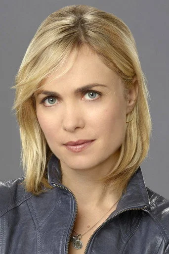 Chân dung Radha Mitchell