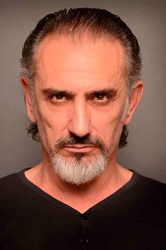 Chân dung Julio Vélez