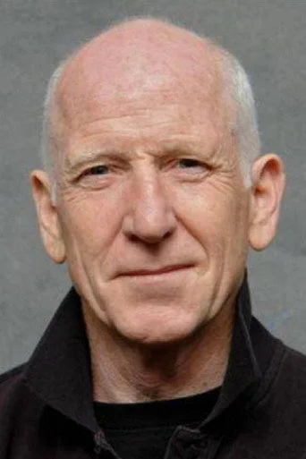 Chân dung Dennis Coard