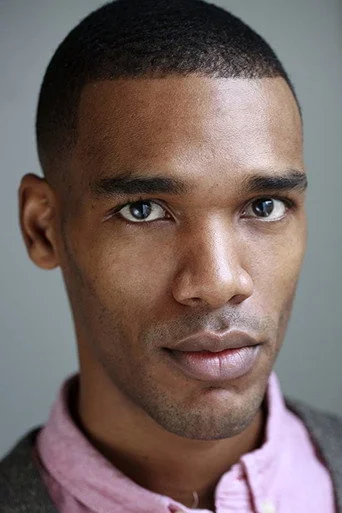 Chân dung Parker Sawyers
