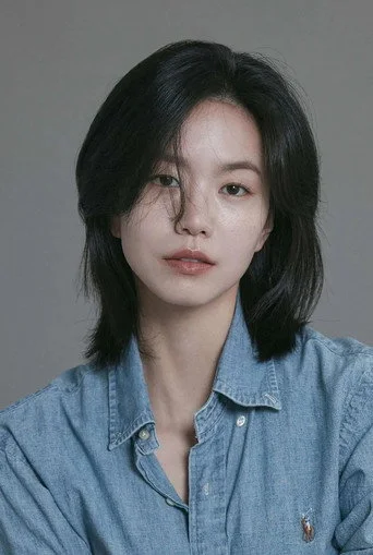 Chân dung Lee Seol