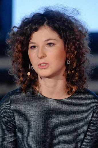 Chân dung Julia Wyszyńska