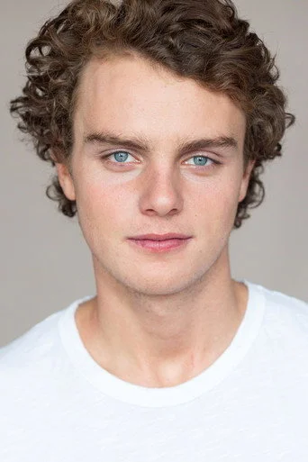 Chân dung Cameron Scott Roberts