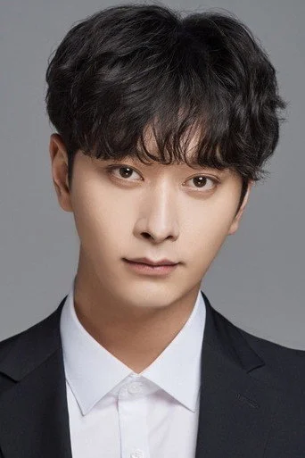 Chân dung Hwang Chan-sung