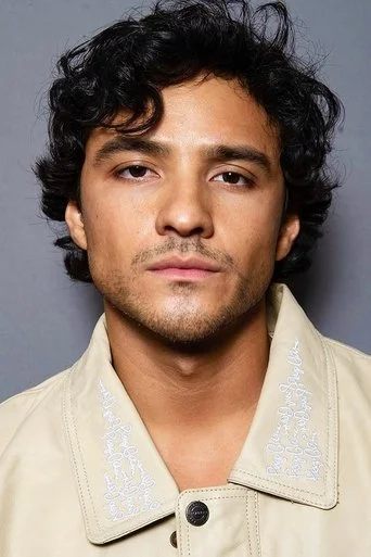 Chân dung Brandon Perea