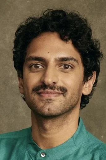 Chân dung Karan Soni