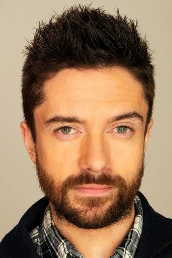 Chân dung Topher Grace