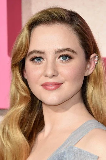 Chân dung Kathryn Newton