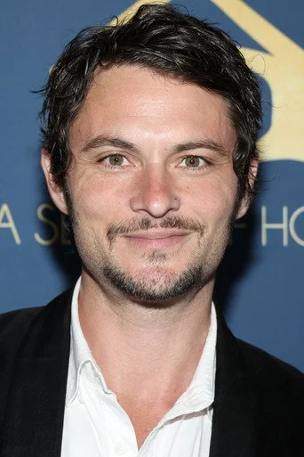 Chân dung Shiloh Fernandez