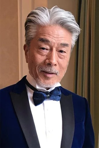 Chân dung 倉田保昭