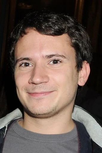 Chân dung Gabriel Thomson