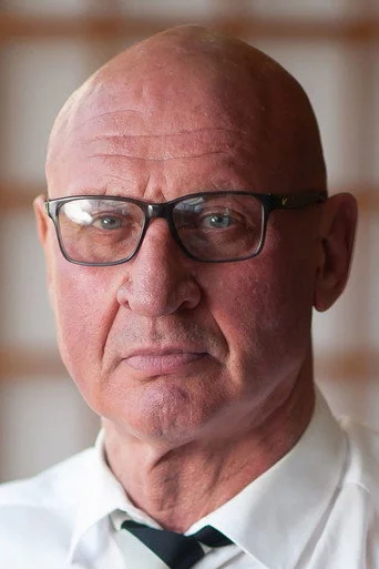 Chân dung Hennie Bosman