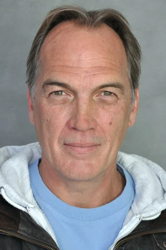 Chân dung Stewart Alexander