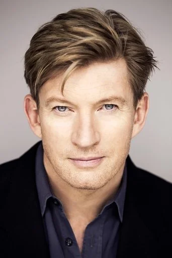Chân dung David Wenham