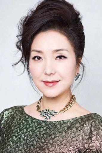 Chân dung Lee Hwi-hyang