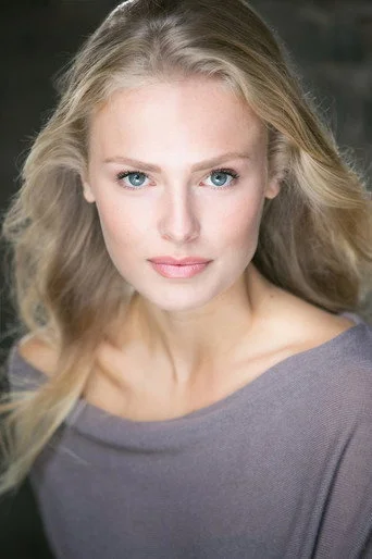 Chân dung Clementine Nicholson