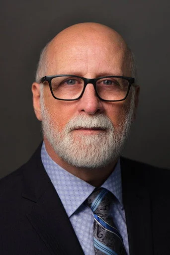 Chân dung Anthony Harrison
