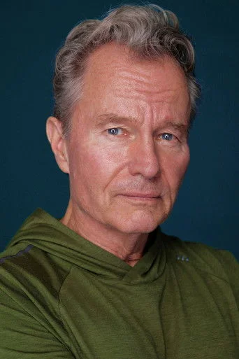 Chân dung John Savage