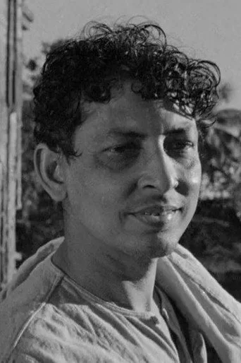 Chân dung Kanu Bannerjee