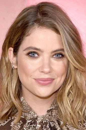 Chân dung Ashley Benson