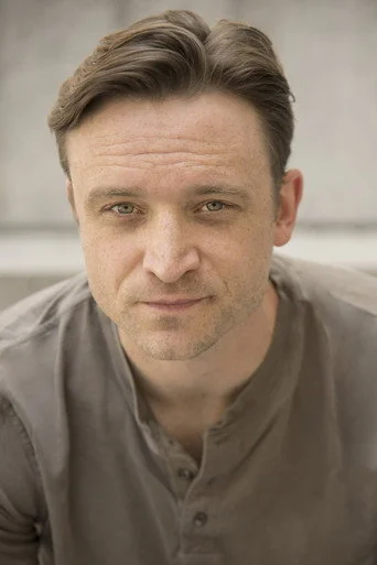 Chân dung Dustin Seavey