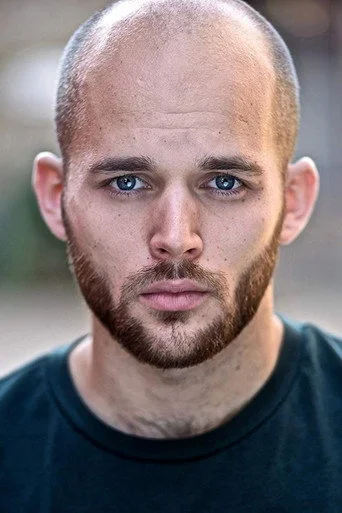 Chân dung Josh Danford