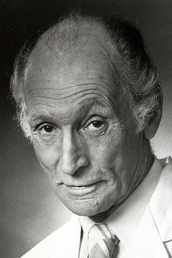 Chân dung Peter Brocco