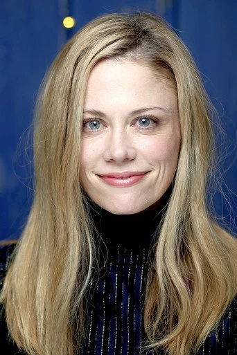 Chân dung Claire Coffee