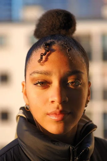 Chân dung Tya Deslauriers