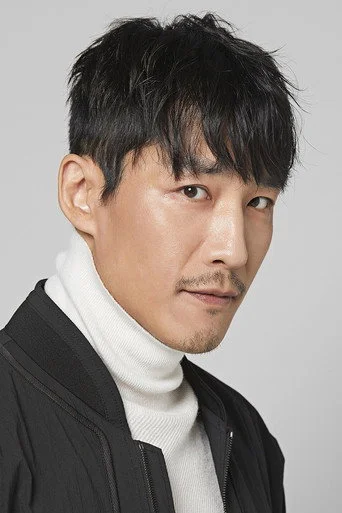 Chân dung Ji Hyun-jun