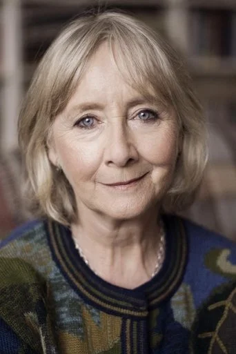Chân dung Gemma Jones