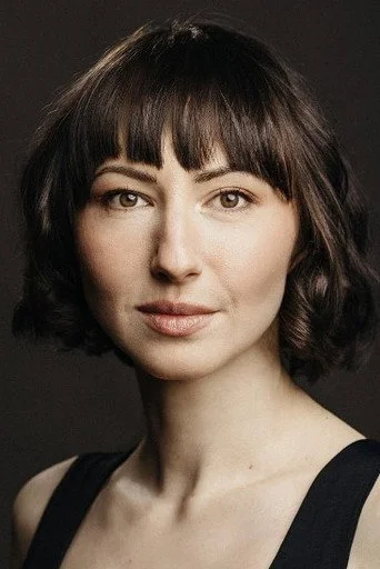 Chân dung Sarah Kolasky
