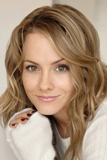 Chân dung Kelly Stables