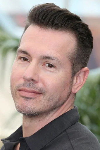 Chân dung Jon Seda