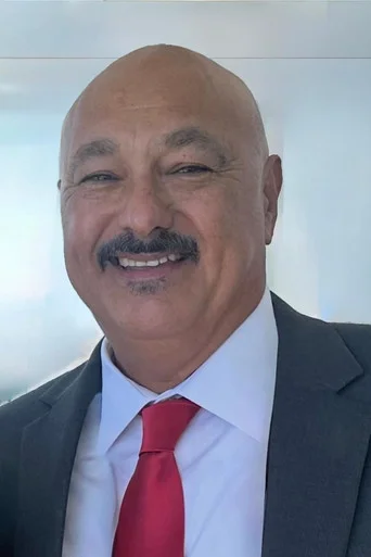 Chân dung Mario Valdez