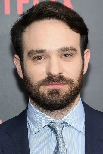 Chân dung Charlie Cox